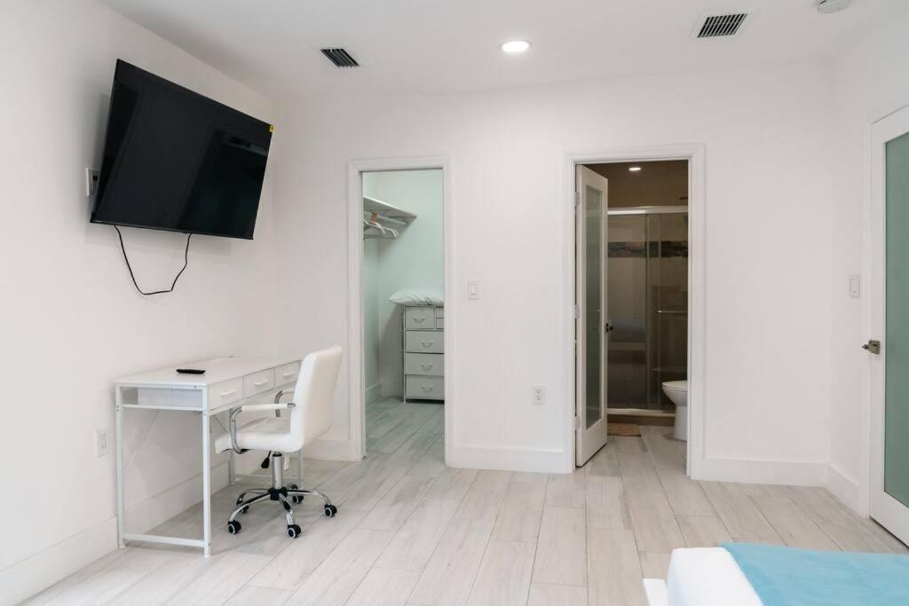 Villa Luxury Retreat 3B ,2Ba Pool , Coral Gables Center à Miami Extérieur photo