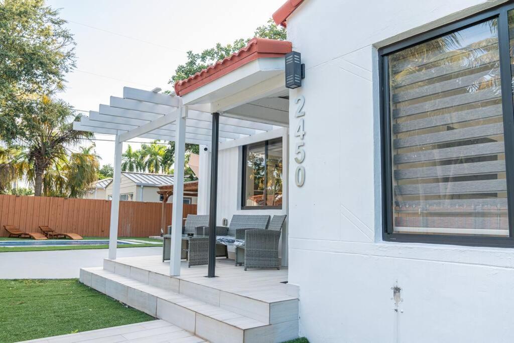 Villa Luxury Retreat 3B ,2Ba Pool , Coral Gables Center à Miami Extérieur photo